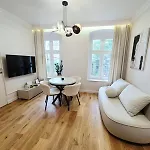 公寓 Prestige In 波兹南